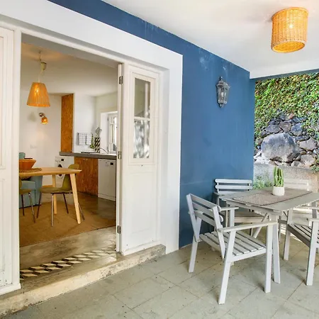 House T1 * Calheta (Madeira)