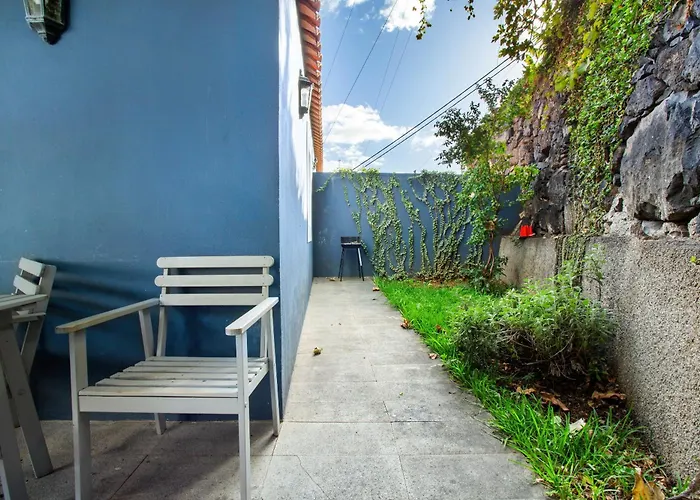 House T1 * Calheta (Madeira)